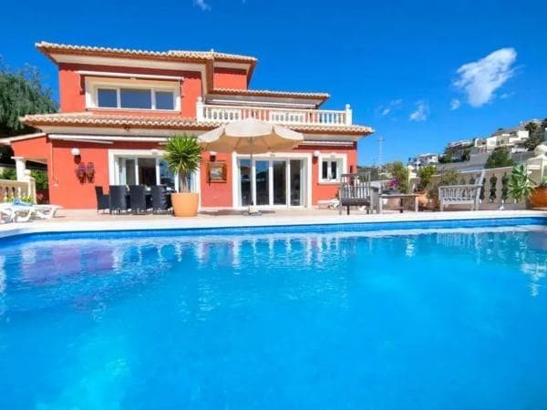 Chalet independiente en venta en Canuta, Calpe photo 1
