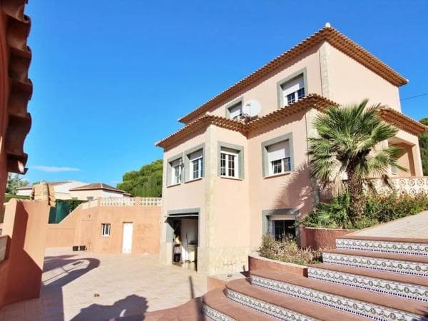 Chalet independiente en venta en Cometa-Carrió, Calpe photo 1