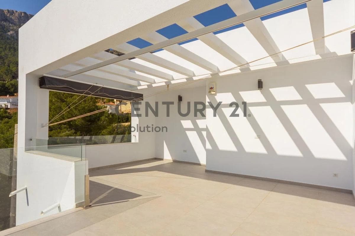 Property photo 3
