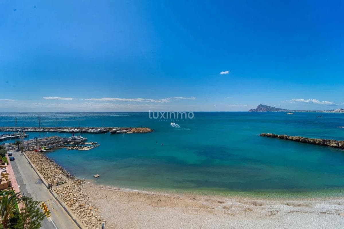 Venta de ático en Zona de Mascarat, Altea photo 2