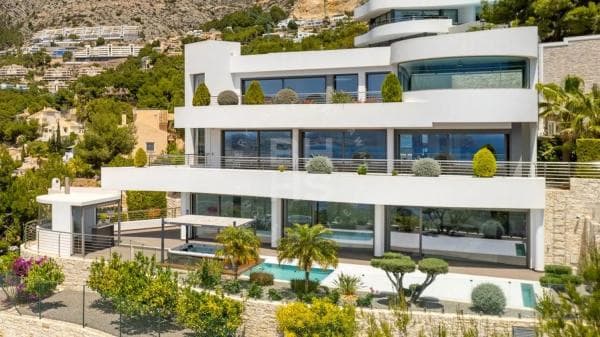 Chalet independiente en venta en Avenida Europa, 20, Altea photo 1