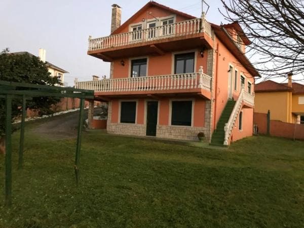 Chalet independiente en venta en , Valdoviño thumbnail 2