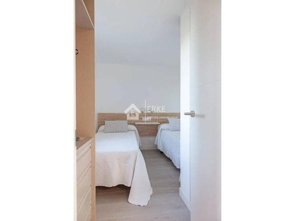 Detached villa for sale in , Fisterra thumbnail 2