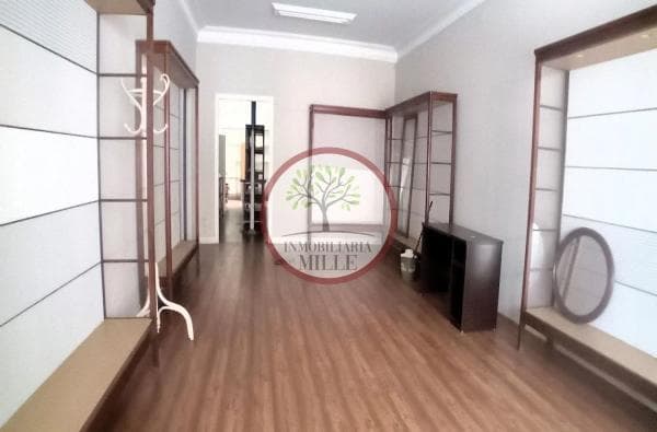 Chalet independiente en venta en Calle Galiano, Ferrol thumbnail 1