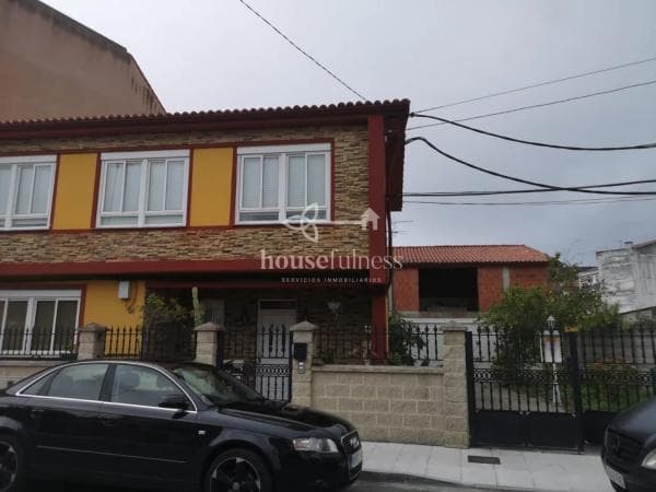 Chalet independiente en venta en , Cedeira thumbnail 1
