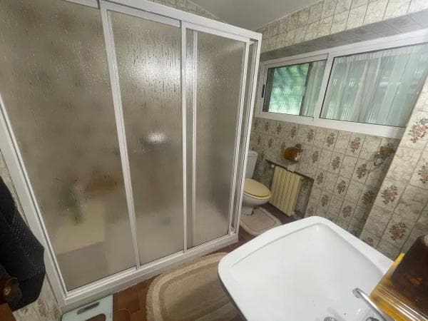 Chalet independiente en venta en , Teo thumbnail 2