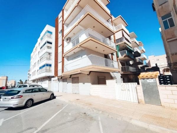 Продажа квартиры в Avenida Vicente Blasco Ibañez, Санта Пола thumbnail 1