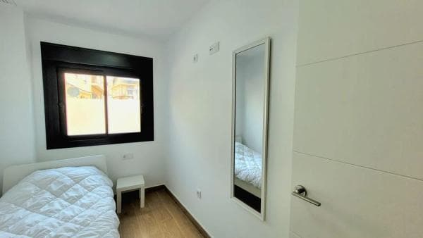 Продажа квартиры в Playa Levante, Санта Пола thumbnail 2