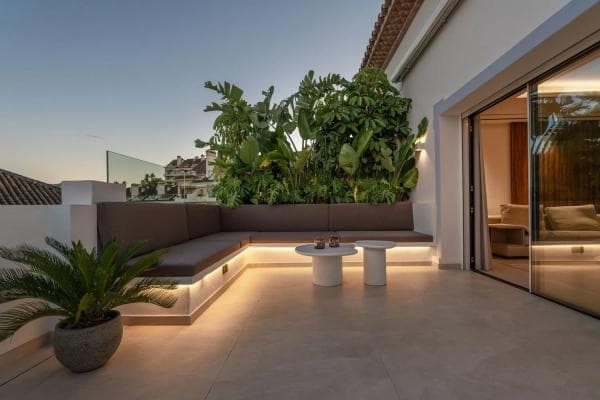 Duplex en venta en Calle el Califa, 68, Marbella photo 1