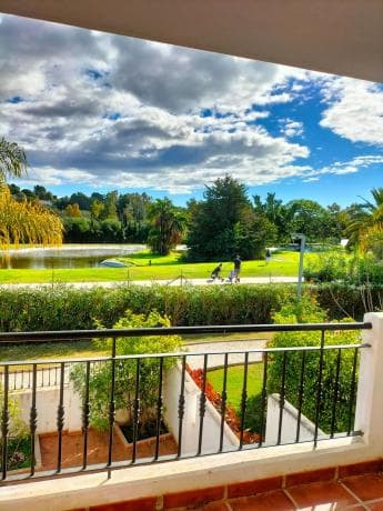 Chalet independiente en venta en Urbanización Los Naranjos de Marbella, Marbella photo 1