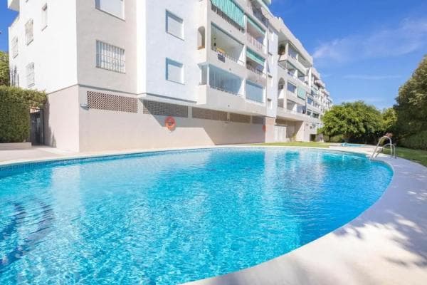 Apartment for sale in Barrio Nueva Andalucía, Marbella thumbnail 1