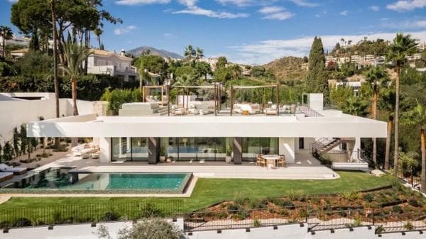Chalet independiente en venta en Calle Casiopea 5F, 28, Marbella photo 1