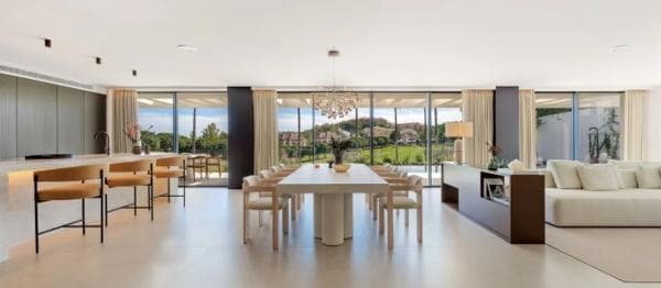 Chalet independiente en venta en Calle Casiopea 5F, 28, Marbella thumbnail 1