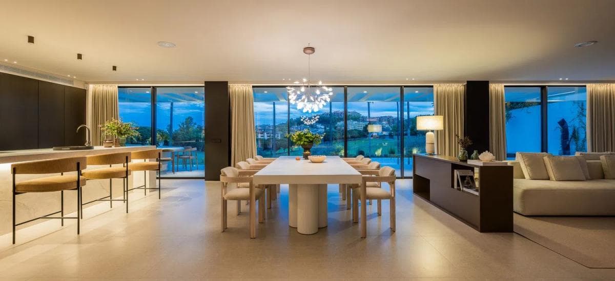 Venta de chalet independiente en Barrio Los Naranjos, Marbella
photo 3