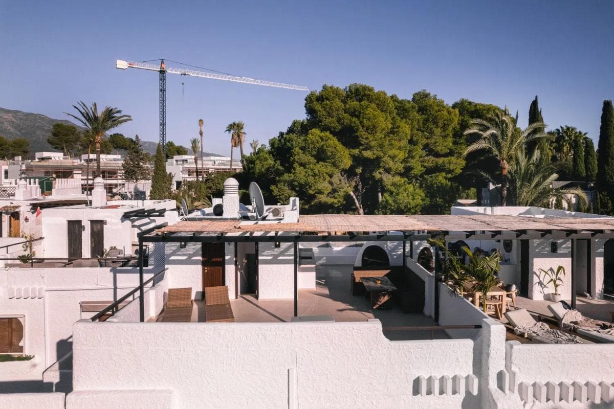 Venta de duplex en Barrio La Dama de Noche-La Alzambra, Marbella photo 4