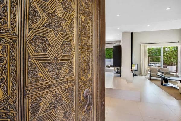 Chalet independiente en venta en Urbanizacion N Andalucia 8H, 25, Marbella thumbnail 2