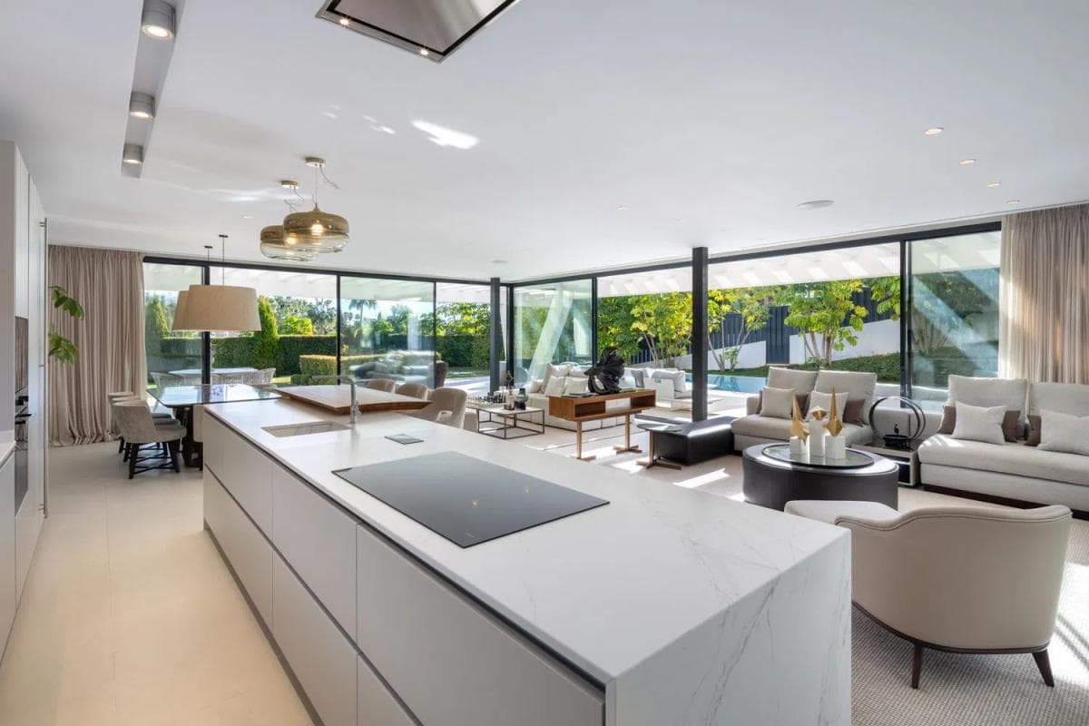 Venta de chalet independiente en Barrio Los Naranjos, Marbella
photo 4