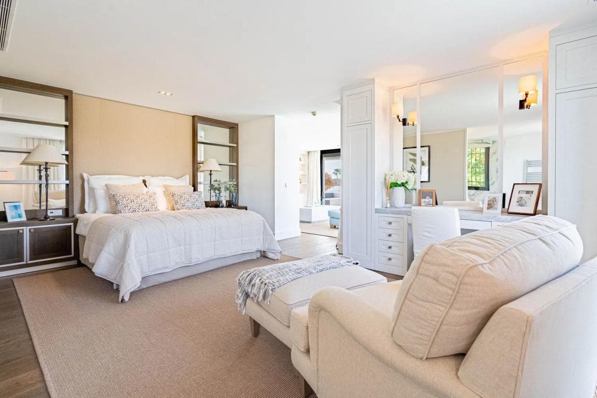 Venta de chalet independiente en Barrio Los Naranjos, Marbella
photo 3