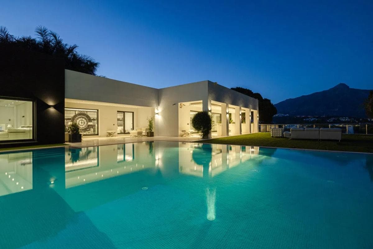 Venta de chalet independiente en Barrio Las Brisas, Marbella
photo 4