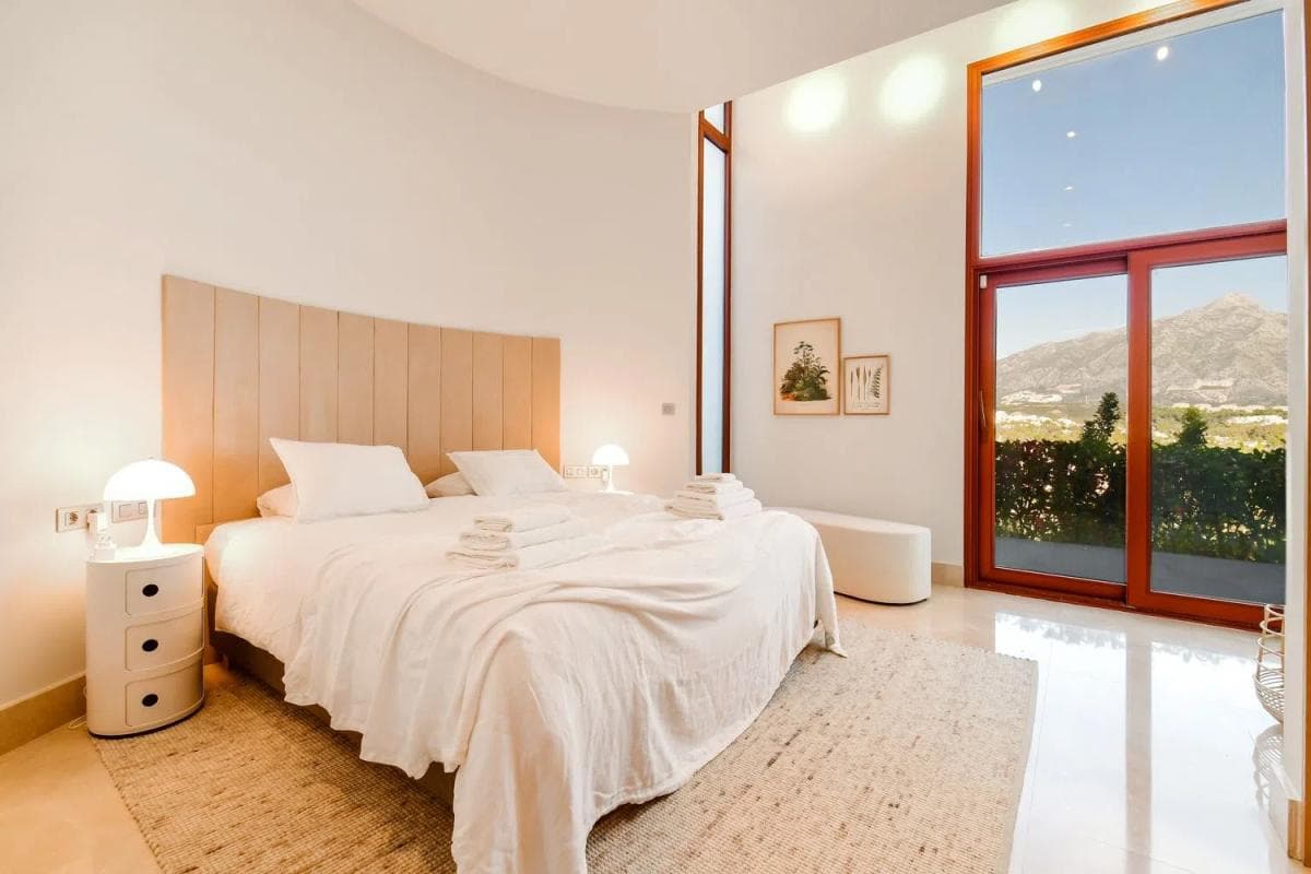 Venta de chalet independiente en Avenida Avenue Calderón de la Barca, Marbella
photo 3