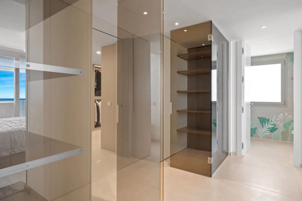 Продажа квартиры на Barrio Los Naranjos, Марбелла
photo 4