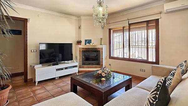 Chalet independiente en venta en GUSTAVO GARCIA BECKER, 305, Marbella thumbnail 2