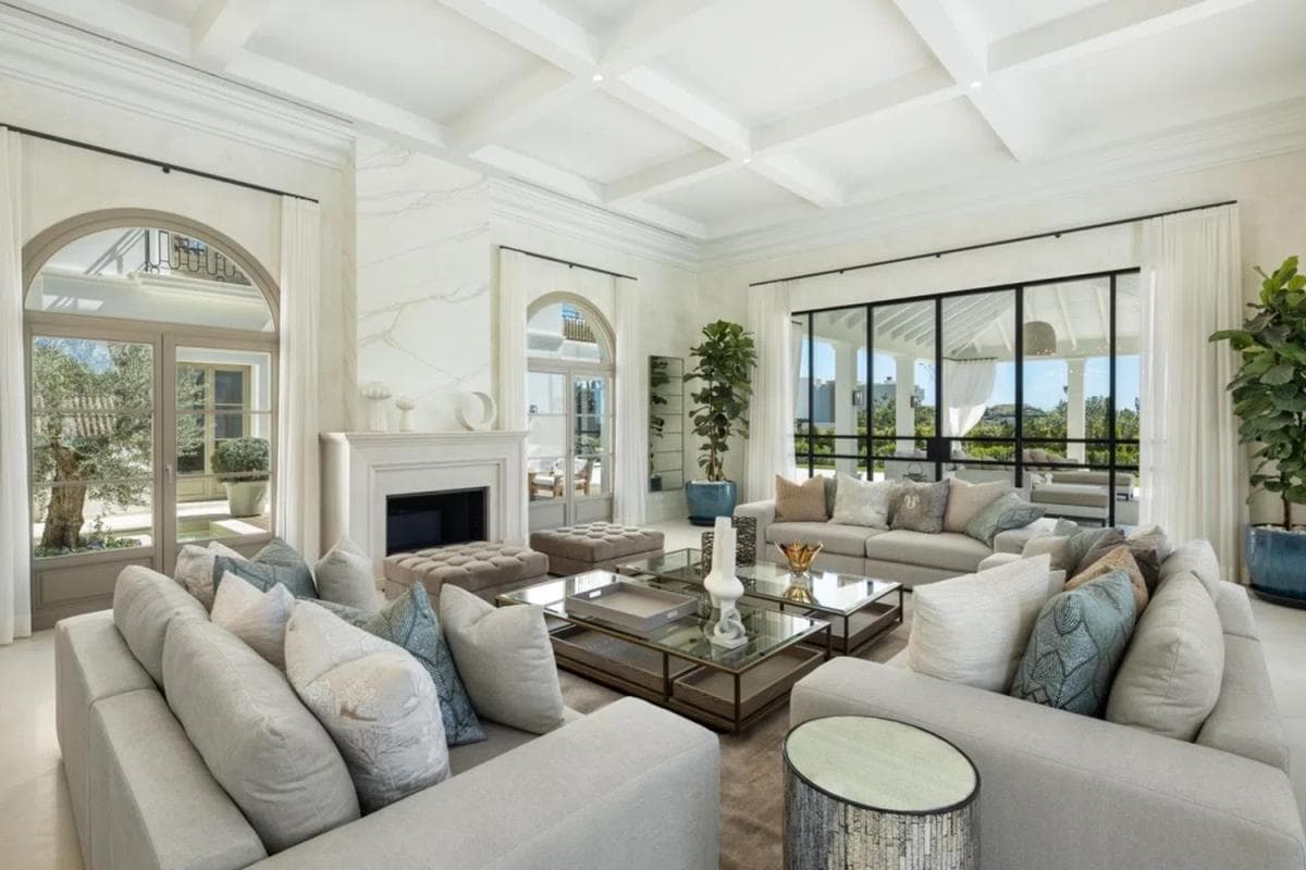 Venta de chalet independiente en Barrio Los Naranjos, Marbella
photo 3