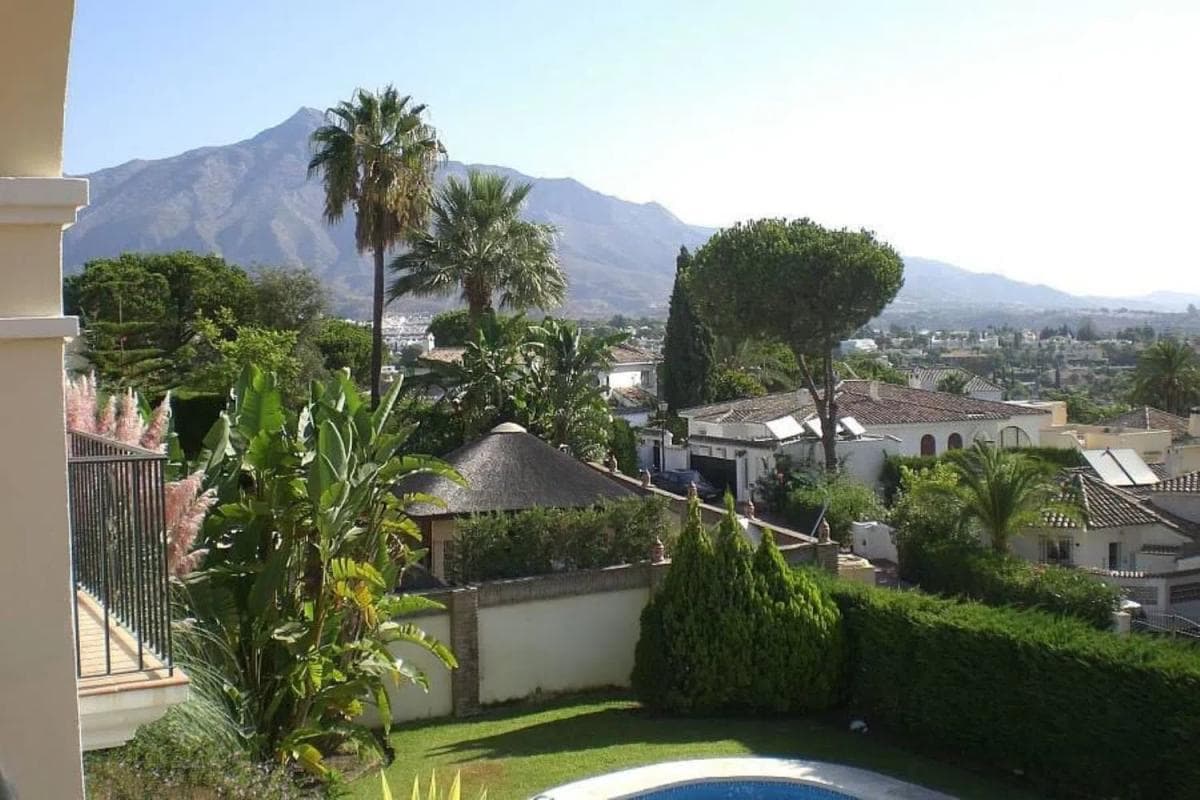 Venta de chalet independiente en Barrio Las Brisas, Marbella
photo 5