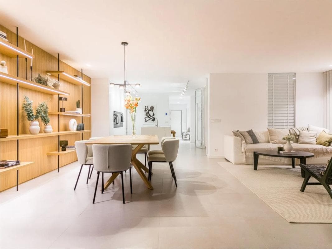 Sale of apartment in Barrio Los Naranjos, Marbella
photo 2