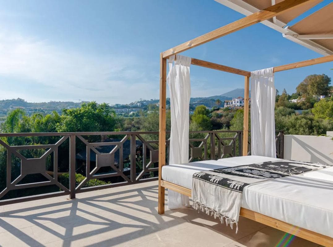 Venta de chalet independiente en Barrio Los Naranjos, Marbella
photo 5