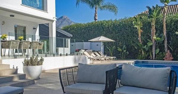 Chalet independiente en venta en Urbanizacion N Andalucia 8H, Marbella photo 1