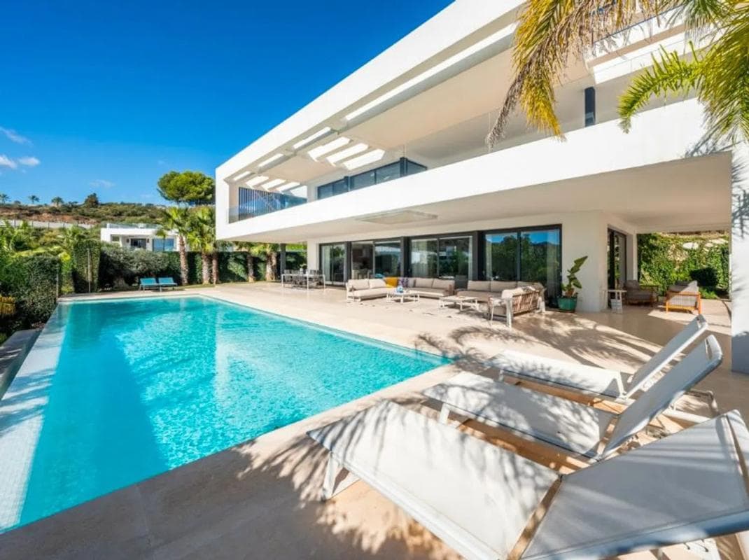 Venta de chalet independiente en Calle Haza del Conde, 3 B, Marbella
photo 4