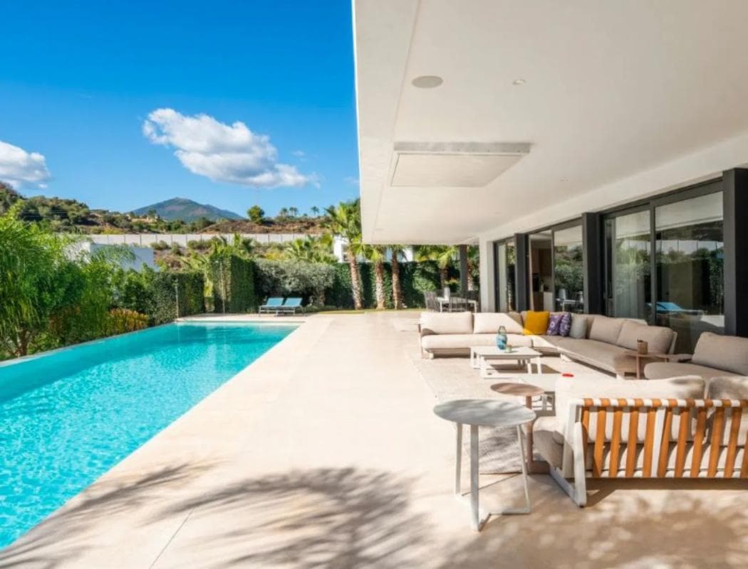Venta de chalet independiente en Calle Haza del Conde, 3 B, Marbella
photo 5