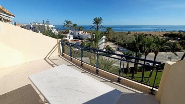 Penthouse na sprzedaż w Carretera de les Marines a Dénia, Denia thumbnail 1