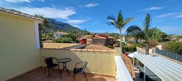 Chalet independiente en venta en El Montgó, Denia thumbnail 1