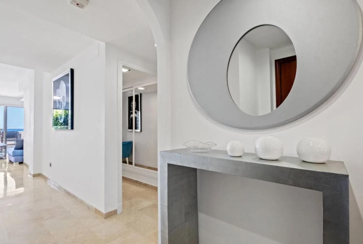 Sale of apartment in Bahia dorada s/n, Estepona
photo 3