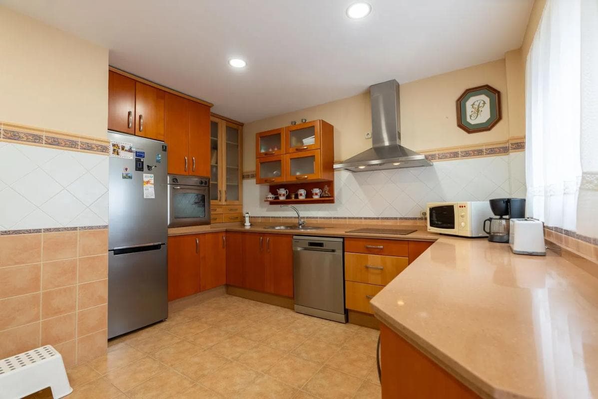 Sale of apartment in Calle Real, 91, Estepona
photo 5