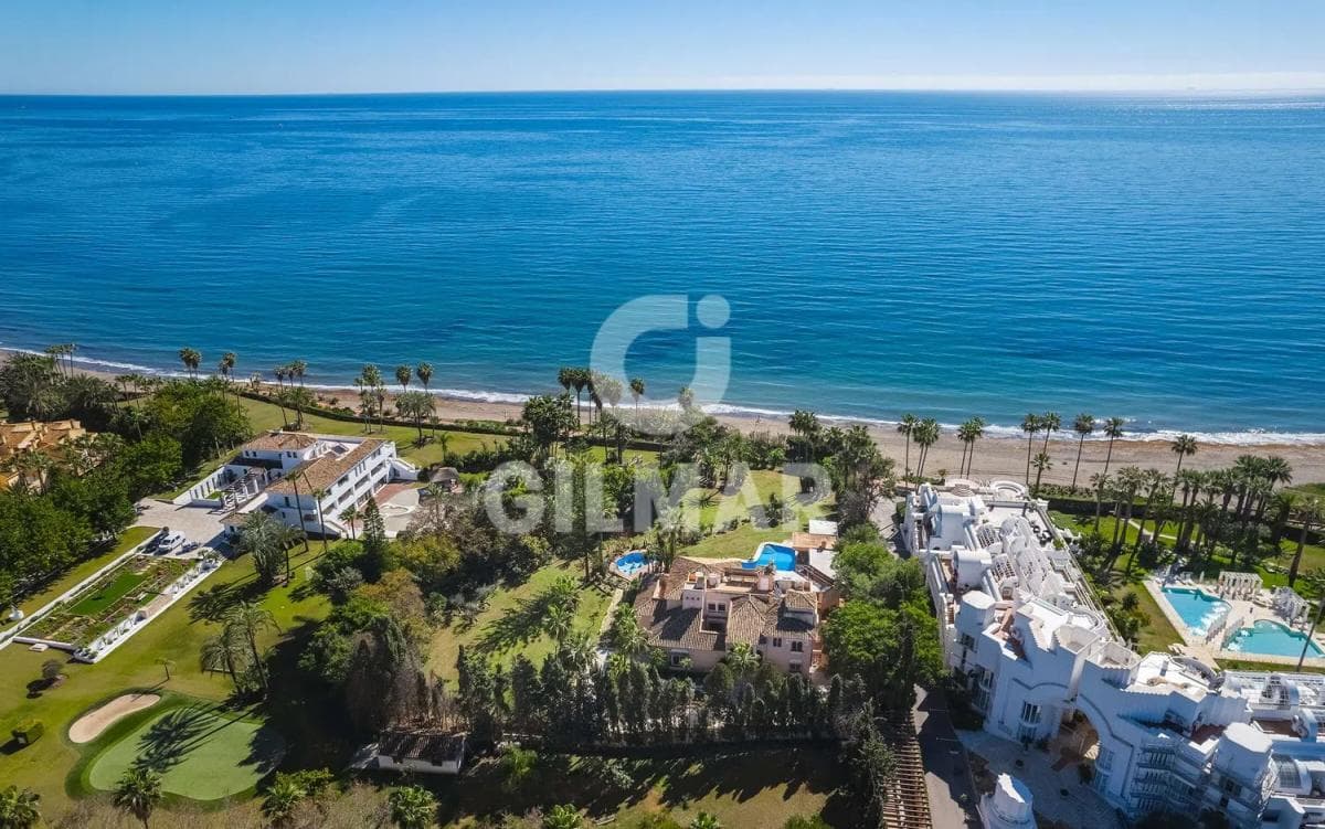 Sprzedaż niezależnego domku jednorodzinnego w Urbanización Hacienda Beach, Estepona photo 2