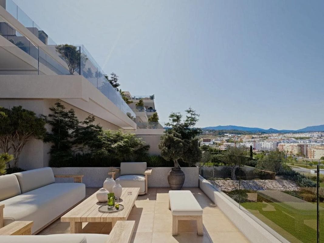Sale of apartment in Barrio Parque Central, Estepona
photo 4