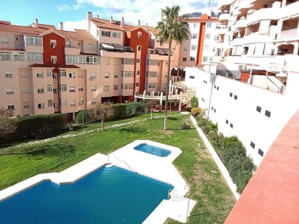 Apartment for sale in Barrio Parque Central, Estepona photo 1