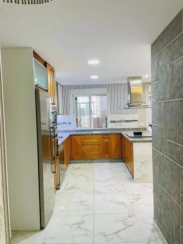 Venta de piso en Barrio Parque Central, Estepona
photo 3