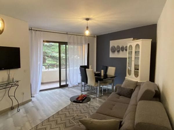 Продажа квартиры в Calle Aguamarina, Эстепона photo 1
