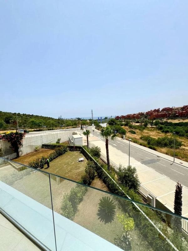Venta de piso en Barrio Buenas Noches, Estepona
photo 3