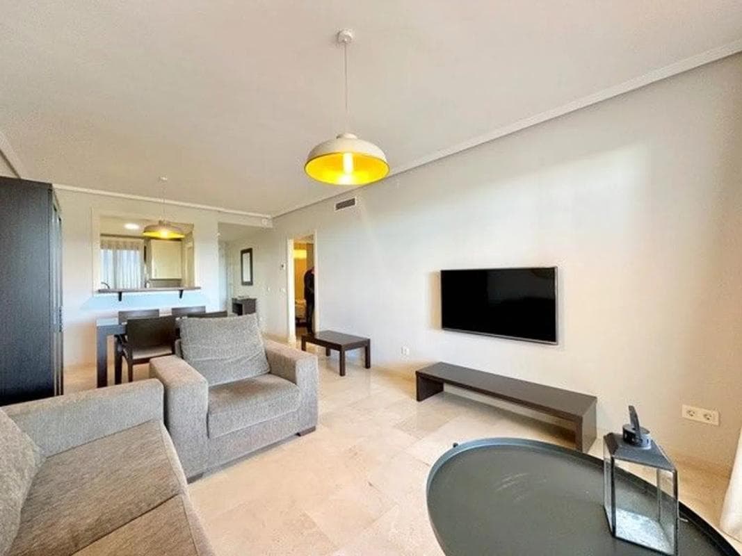 Venta de piso en Calle Flaminio, 2, Estepona
photo 3
