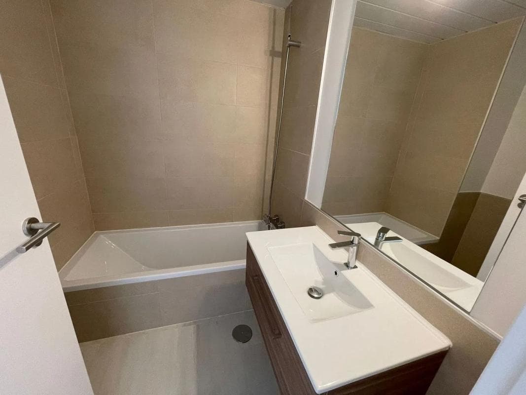 Venta de piso en Calle Guadalmansa, 5, Estepona
photo 3