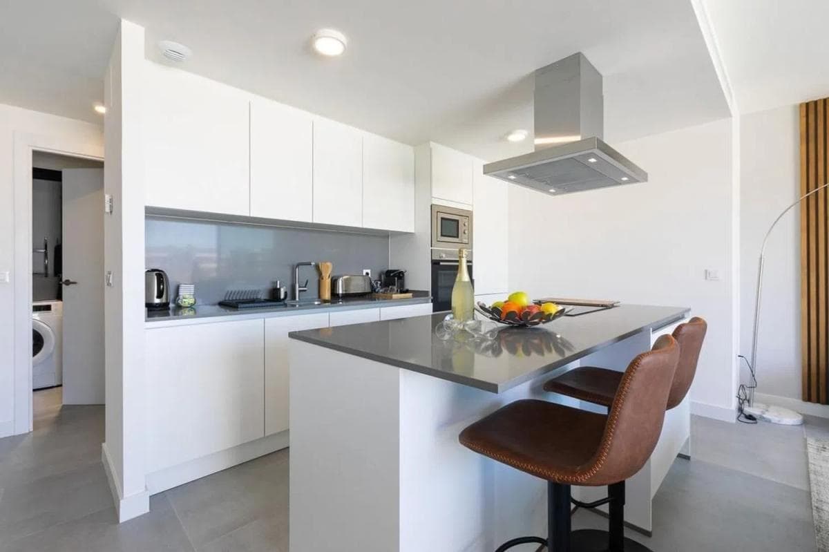 Venta de piso en Barrio Atalaya-Isdabe, Estepona
photo 4