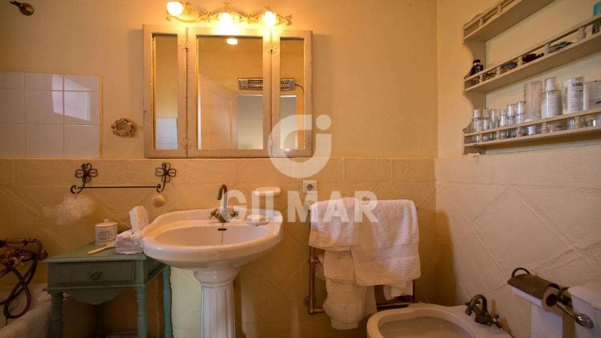 Sale of independent chalet in Diseminado Guadalobon, Estepona
photo 3