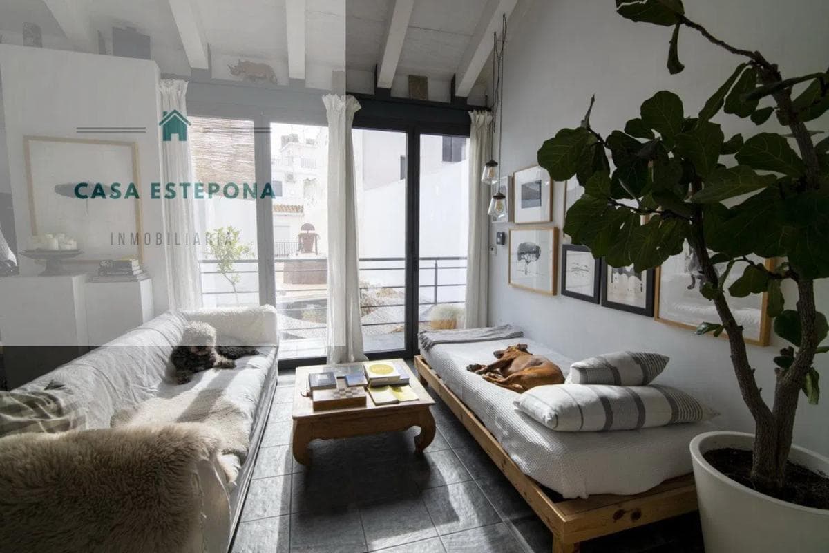Sale of independent chalet in Calle Terraza, Estepona
photo 5