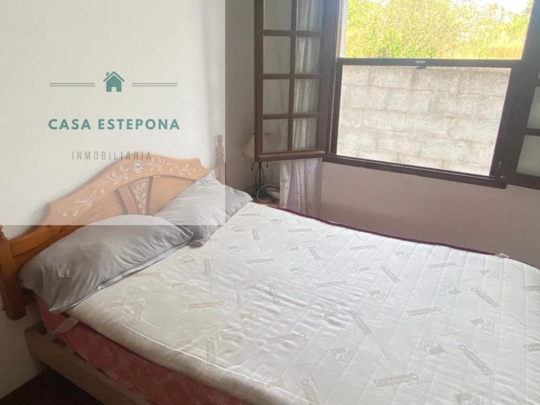 Sale of independent chalet in Barrio El Velerín, Estepona
photo 3