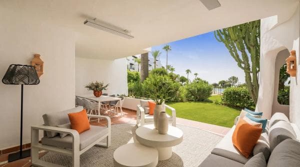 Apartment for sale in Barrio Villacana - Costalita - Saladillo, Estepona photo 1